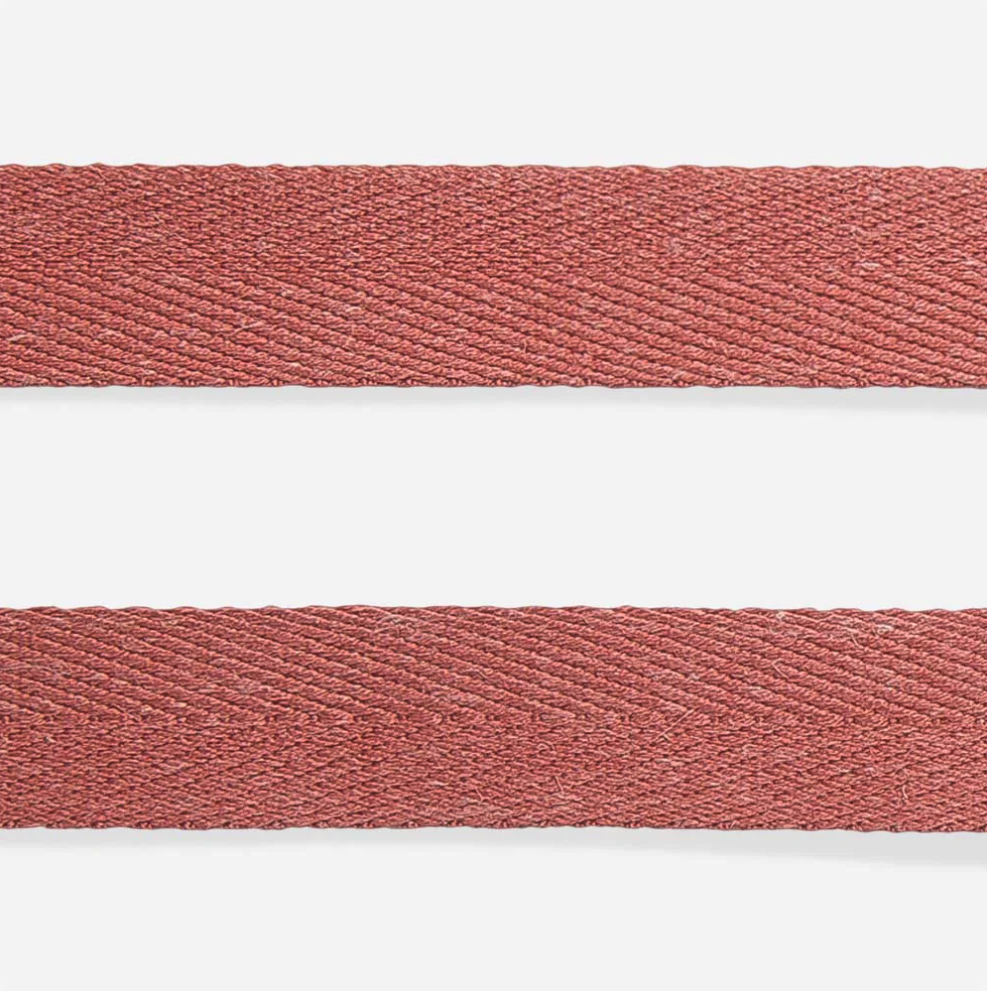 Naturals Canyon | Leash